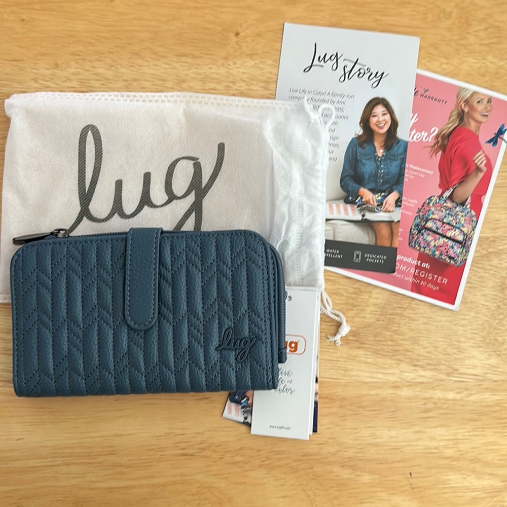 NWT Slate Blue Lug VL Tram